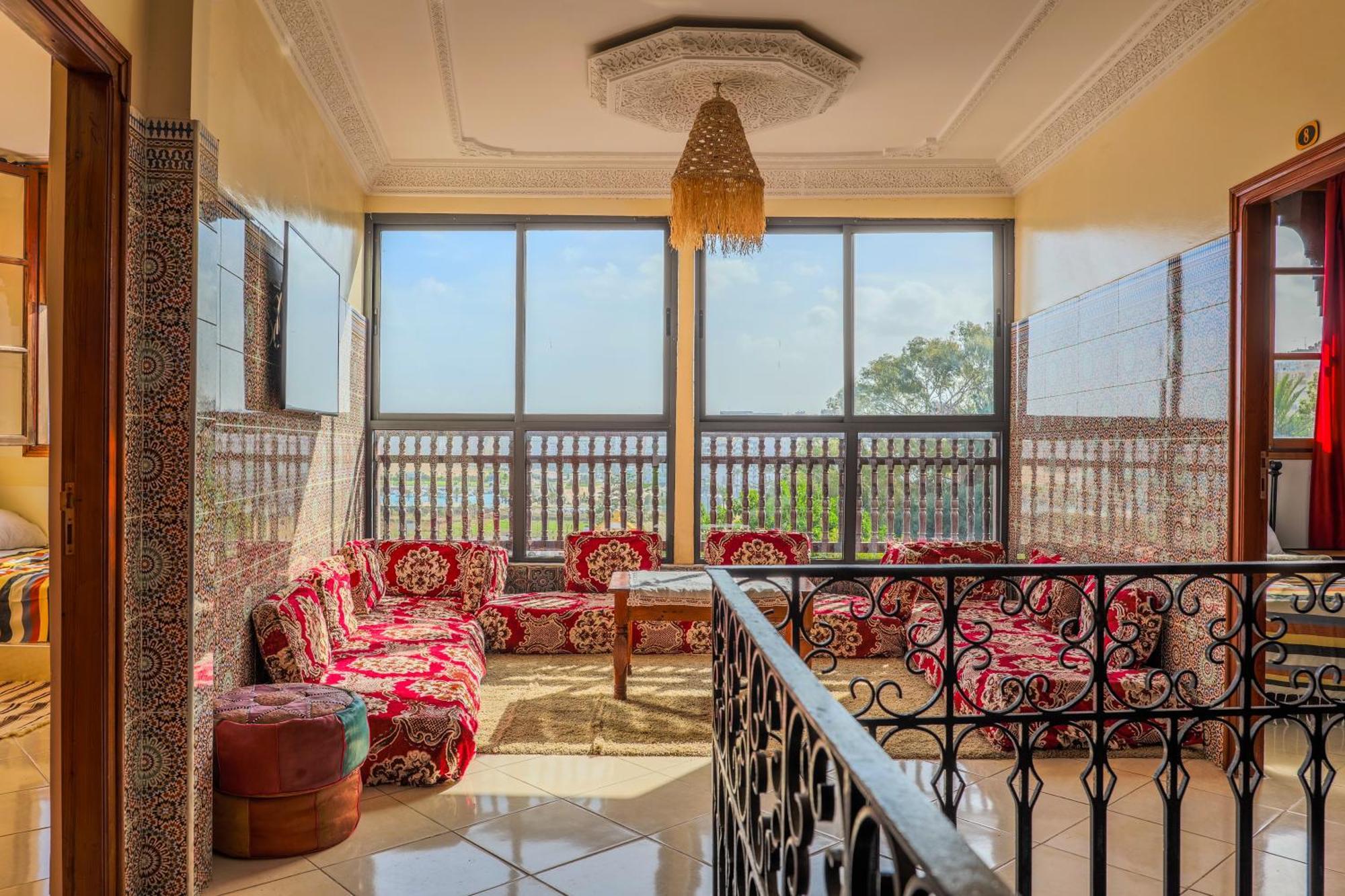 Yakout Hostel 丹吉尔 外观 照片
