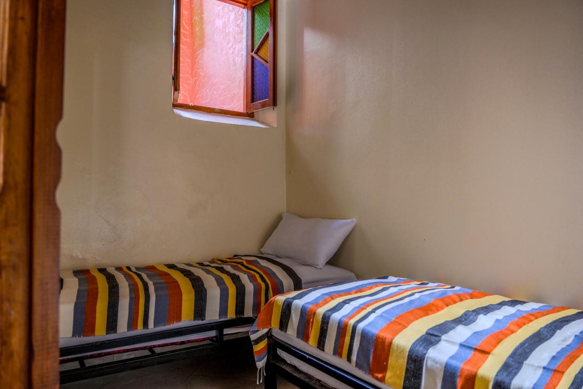 Yakout Hostel 丹吉尔 外观 照片