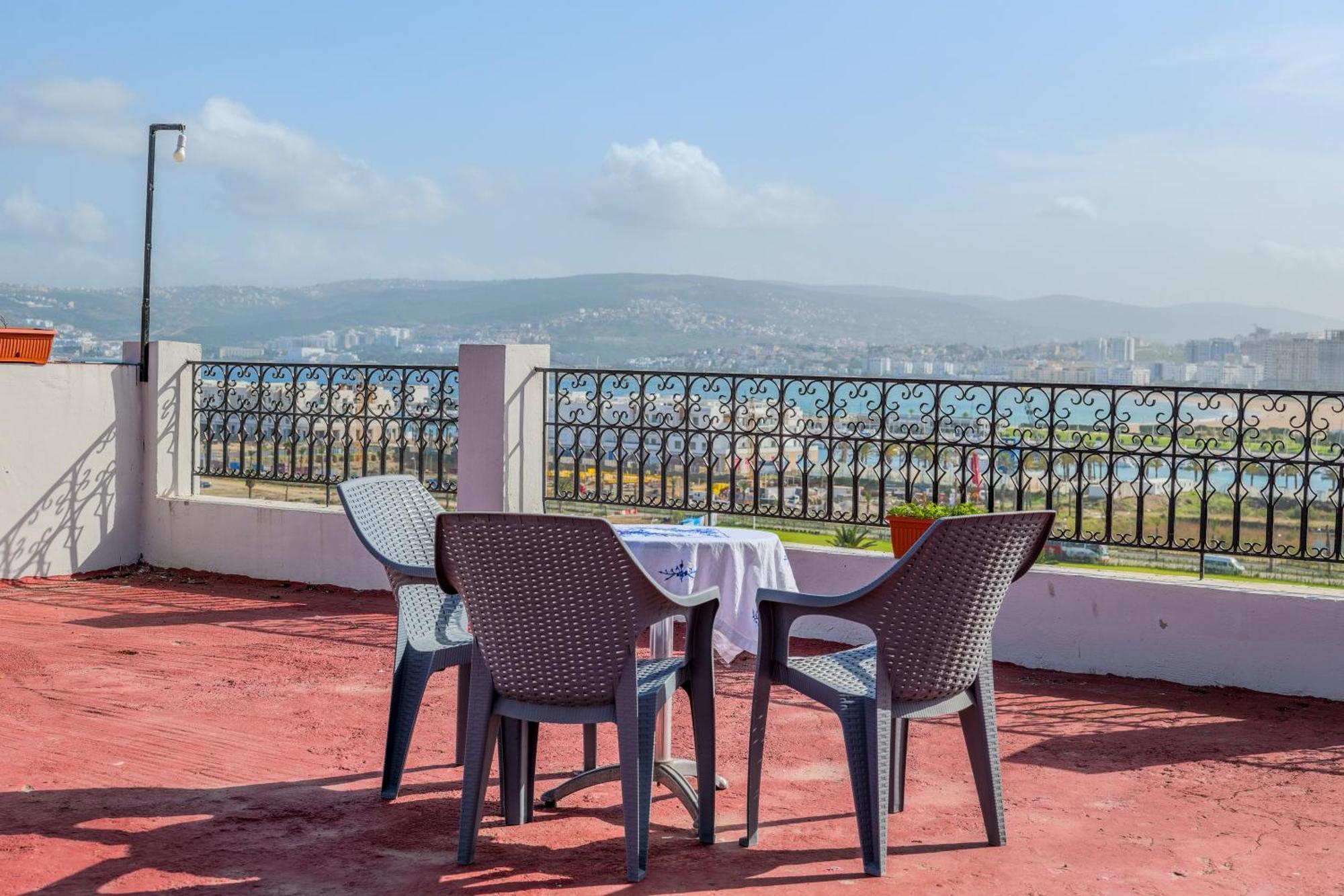 Yakout Hostel 丹吉尔 外观 照片