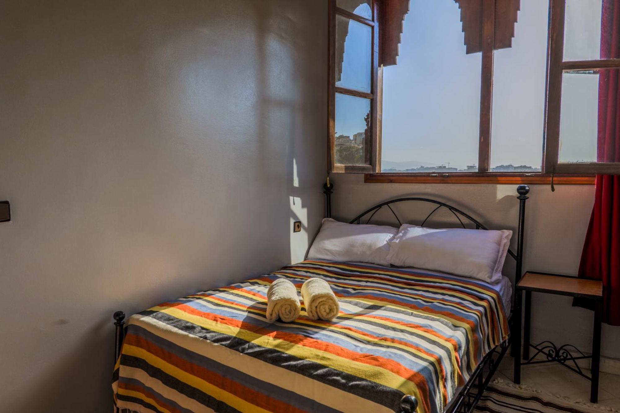 Yakout Hostel 丹吉尔 外观 照片