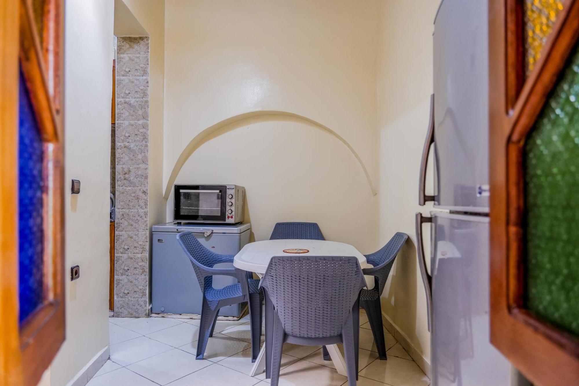 Yakout Hostel 丹吉尔 外观 照片